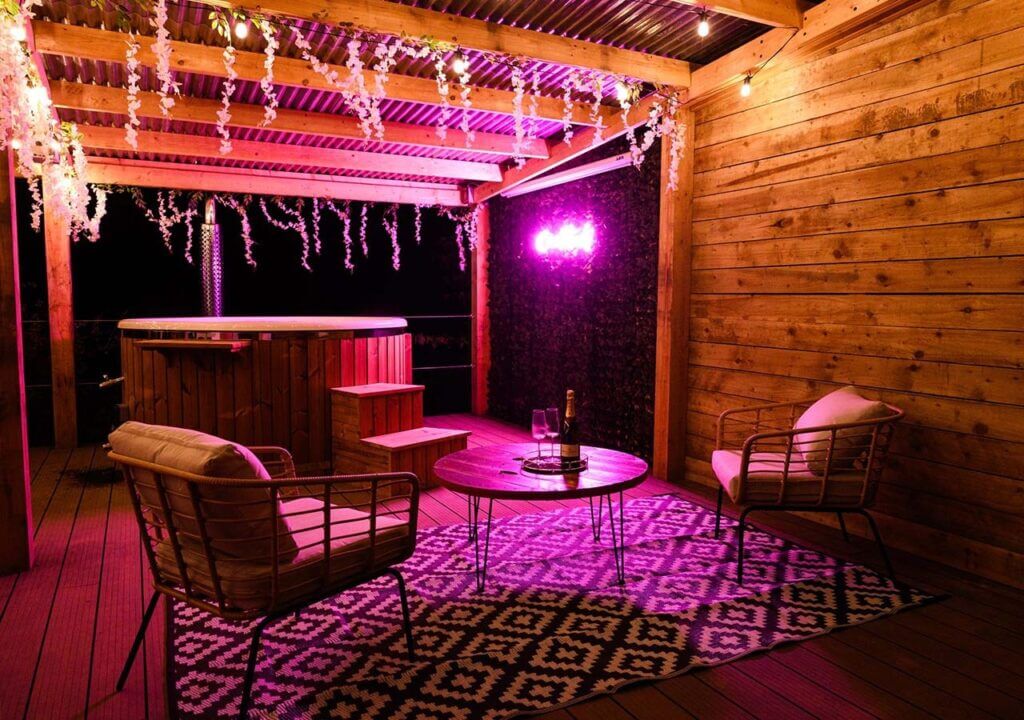 Wood pellet hot tub at cookies hillside haven cabin